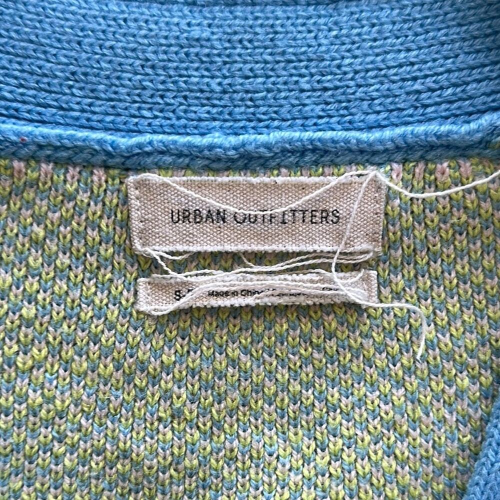 Urban Outfitters UO Groundbreaking Blue & Pink Floral Cardigan Small Relaxed - Picture 3 of 5